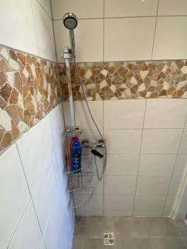 Apartment 20 minutes from City Center w Coffee, Tea, TV, and Parking, Bratislava (Foto 5)