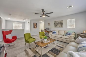 3BR Home Near Shop,Dining, Summerlin Mall-Furnished, Las Vegas (foto 5)