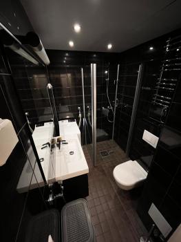 Modern Studio with Balcony in City Center, Helsinki (foto 3)