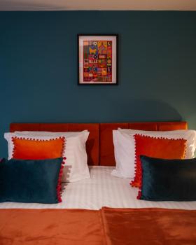 City centre two bedroom apartment in the heart of Liverpool, Liverpool (photo 3)