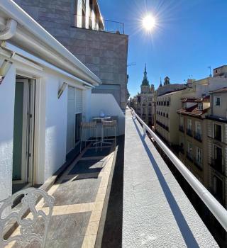 Piso Ático con Terraza y Jacuzzi con vistas a Sol en Madrid Centro, Madrid (foto 5)
