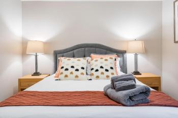 Perch - Queen Ann Flat, Seattle (photo 3)