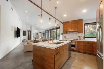 Cozy Oasis in Oakley with Basketball court and pool, Los Angeles (fotografie 3)