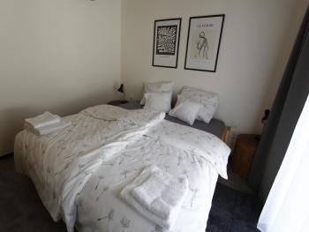 Apartment in Vyso ina near Pern tejn Castle, Ujčov (photo 5)