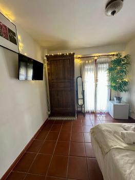 Habitación cama de matrimonio con baño privado, Granada (fotografie 2)