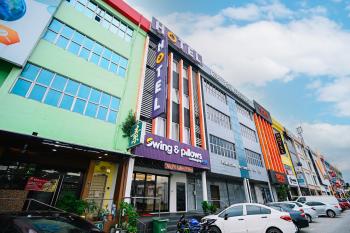 Swing & Pillows - Kelana Jaya Selangor, Petaling Jaya (Foto 4)
