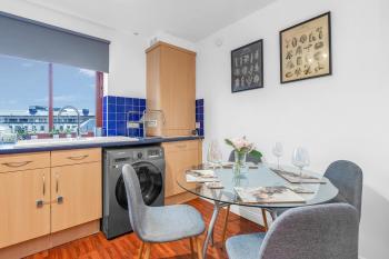 Modern 2 bedroom apartment in City Centre, Edinburgh (fotografie 3)