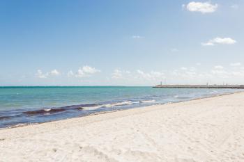Luxury 2-Bedroom Apartment with Beach Club Access, Cancún (Foto 3)