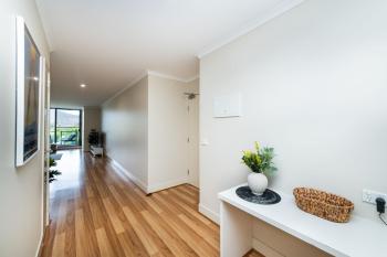 Avenue 16, Canberra (photo 3)