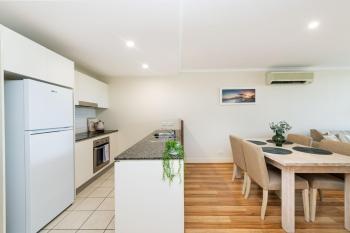 Avenue 16, Canberra (photo 5)