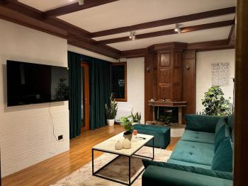 Urban Rustic Apartment in Blloku area, Tirana (fotografie 3)