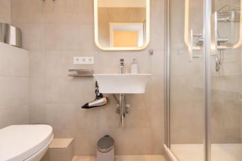 Great 2-room apartment in Mitte, Берлин (фото 4)