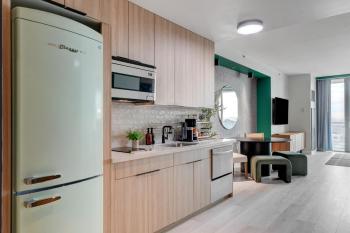 AVA SUITE 37th FLR STRIP VIEW BALCONY Palms Place, Лас-Вегас (фото 3)