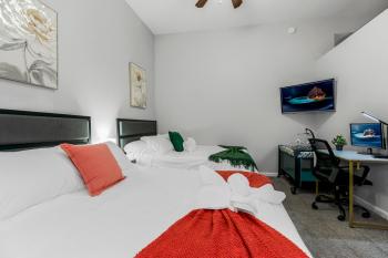 Comfy 1BR-Parking, Rooftop, Near Arrowhd & TMobile, Kansas City (fotografie 3)