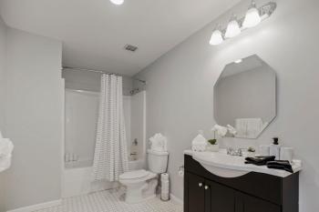 Comfy 1BR-Parking, Rooftop, Near Arrowhd & TMobile, Kansas City (fotografie 2)