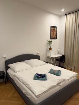 Rockchair - NB20 Cozy Apartment in Friedrichshain Ostkreuz, Berlino (foto 4)