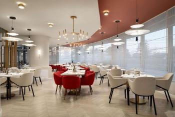 Ramada by Wyndham Bucharest Otopeni Airport, Otopeni (foto 4)