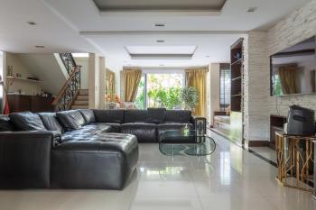Modern Home in Sukhumvit, Бангкок (фото 2)