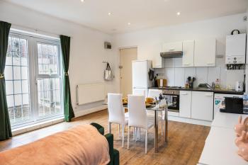 Modern 1-Bed Flat in Kings Cross, London (Foto 3)