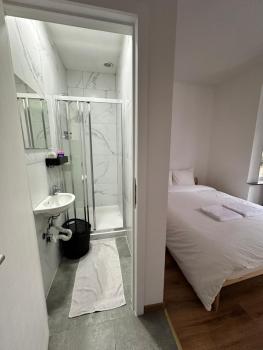 Ideal Room Near Gare du Midi, Брюссель (фото 5)