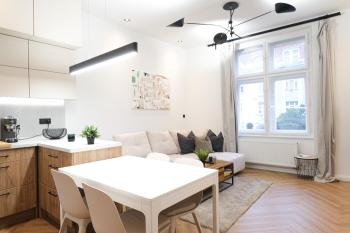 Rentero Cozy Apartment in picturesque Prague district, Прага (фото 4)