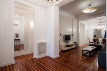 Purple Rain - Elegant 2 Bedroom in Recoleta, Buenos Aires (photo 2)