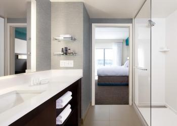 Residence Inn by Marriott Los Angeles LAX/Century Boulevard, Лос-Анджелес (фото 5)