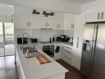 Sanctuary on Toagara with spa and heated pool, Rye (fotografie 2)