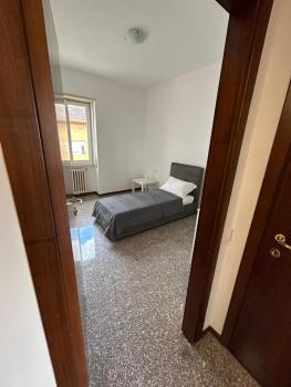 Bed Station -self check in-, Bergamo (fotografie 2)