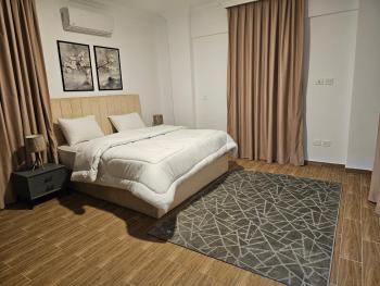 شقق مفروشة 3 غرف نوم حديثة وواسعة - Modern 3-bedroom furnished apartments, Město 6. října (fotografie 5)