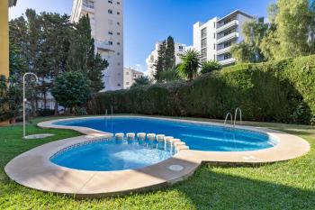 Penthouse - Beach - Sea View - Pool - 40 sqm Private Terrace - One Bedroom - Sleeping Alcove, Benalmádena (foto 3)