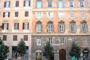 Lombardo, Рим (фото 3)