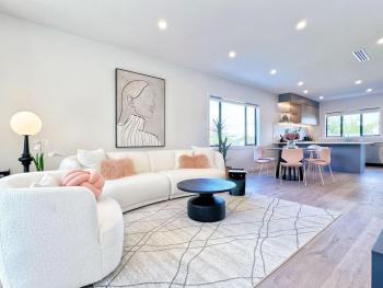 Luxury 4Bedroom Townhouse in Central Greenlane - ASB Showgrounds & Cornwall Park, Auckland (photo 2)