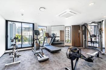 Modern Comfy Studio Nearby Skytower - Pool Gym Sauna, Auckland (foto 5)