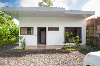 House in the heart of La Fortuna, Fortuna (photo 2)