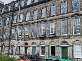Georgian 4 Bedroom 3 Bathroom New Town Apartment, Edimburgo (foto 3)