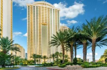 MGM Signature 1BR Balcony 06721, Las Vegas (photo 2)