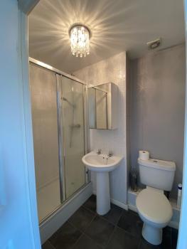 The Leeds Retreat - 4 Bedroom Townhouse, Лидс (фото 3)