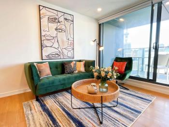 Designed Penthouse 2Bed & 2Bath with SkyTower View on Queen St, Auckland (fotografie 3)