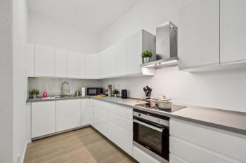 Yello Homes - Loft - Airport & Messe 6 Betten & Wifi, Nuremberg (photo 4)