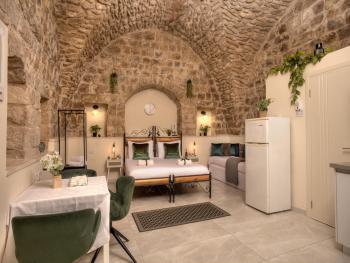 בראשית - סוויטות בוטיק בצפת העתיקה - Beresheet - Boutique Suites in the Old City, Safed (photo 5)