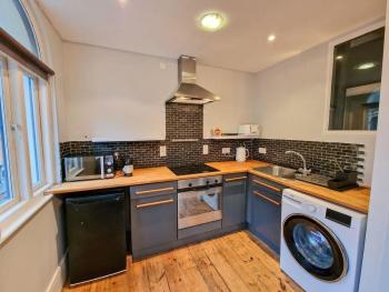 2 Bed Northern Quarter Flat City Centre, Manchester (photo 4)
