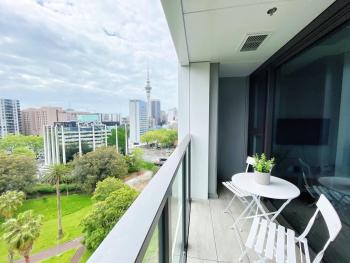 Lime-Fresh Studio VS Amazing Skytower & Park View - AC - Pool & Gym, Auckland (photo 5)