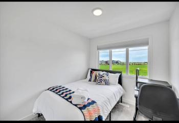 3 Bedroom Home in Glenridding Area, Edmonton (fotografie 2)
