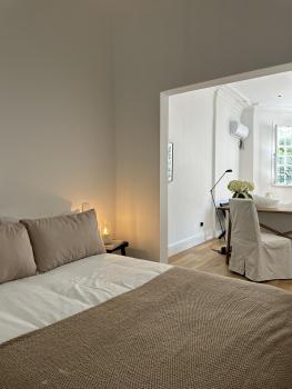 Shanghai Hills & Art Suite 18 - Near Line 1 & 7 Changshu Road Metro, Shanghai (Foto 5)