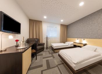 BNC Hotel - Restaurant - Bowling, Братислава (фото 5)