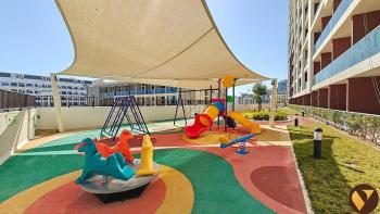 Vogue Vacation Homes, Arjan Jwelz by Danube near Miracle and Butterfly Garden, Studio Apartment with Balcony and Vibrant Community View, Access to all Amenities, Dubaj (zdjęcie 4)