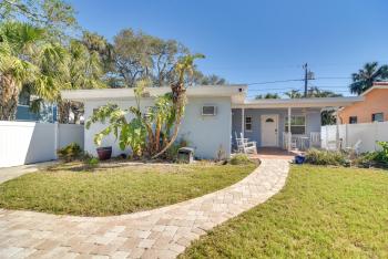 Apartment with Easy Access to Indian Rocks Beach!, Clearwater Beach (Foto 2)