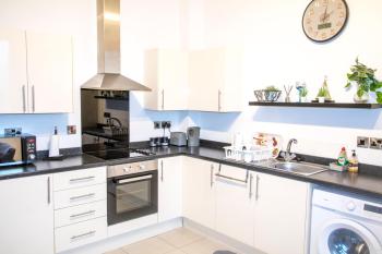 Ideal for groups - Modern 2 Bedroom Apartment - Free Parking, Transit links, Close to Stadiums, Manchester (fotografie 3)