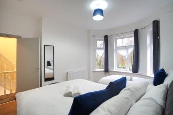 6 Bed Manchester Home Sleeps 18 Free Parking, Manchester (fotografie 3)